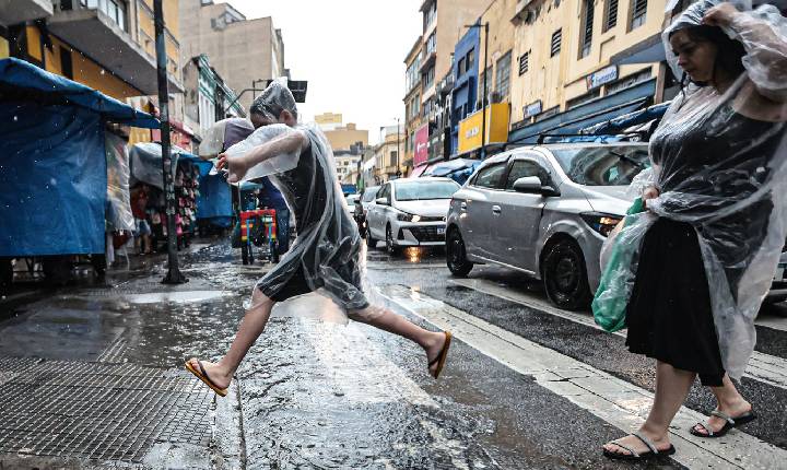 Chuva deve atingir todas as regiões no fim de semana, prevê Inmet 