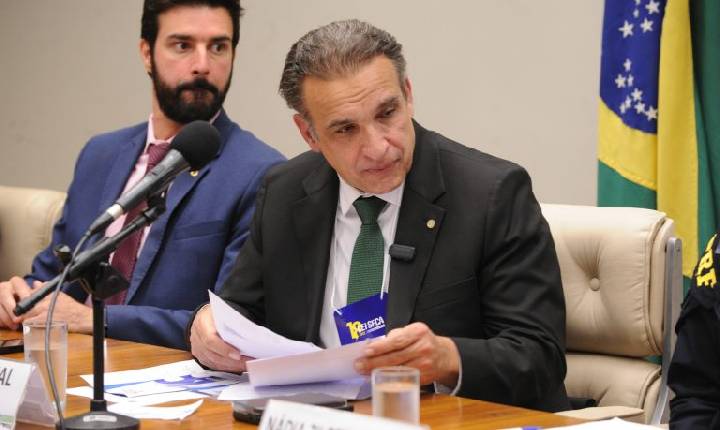 Comissão aprova regras para negociação de dívidas do mercado de energia elétrica