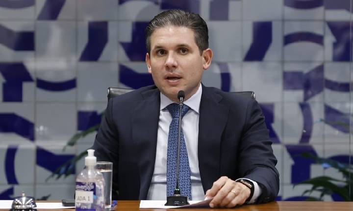 Hugo Motta critica interferência judicial na atividade do Poder Legislativo