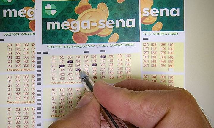 Mega-Sena sorteia prêmio estimado em R$ 32 milhões neste sábado