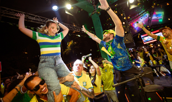 PelaSamba na Copa convoca torcida mineira para assistir Brasil x Escócia na Praça JK e curtir o melhor do pagode