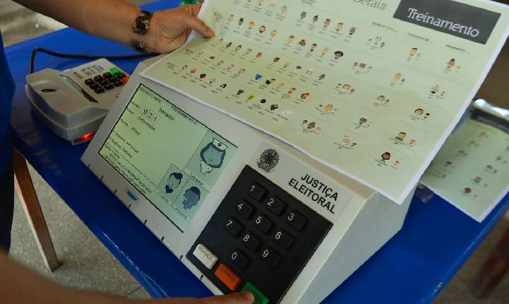 Prazo para tirar ou regularizar título de eleitor termina nesta quarta