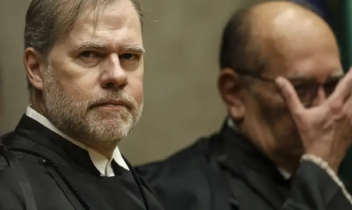 Toffoli se declara suspeito para julgar prisão de Vorcaro 