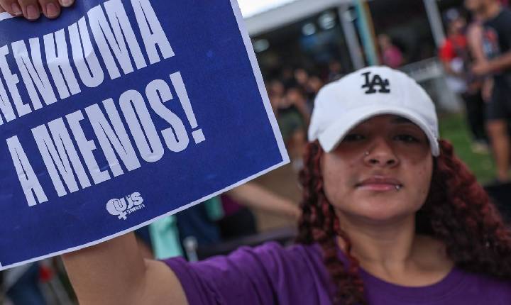Voz do Brasil divulgará rede de apoio a mulheres vítimas de violência