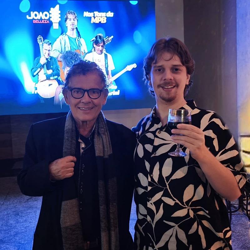 João Belleza lança música de trabalho em parceria com Tadeu Franco