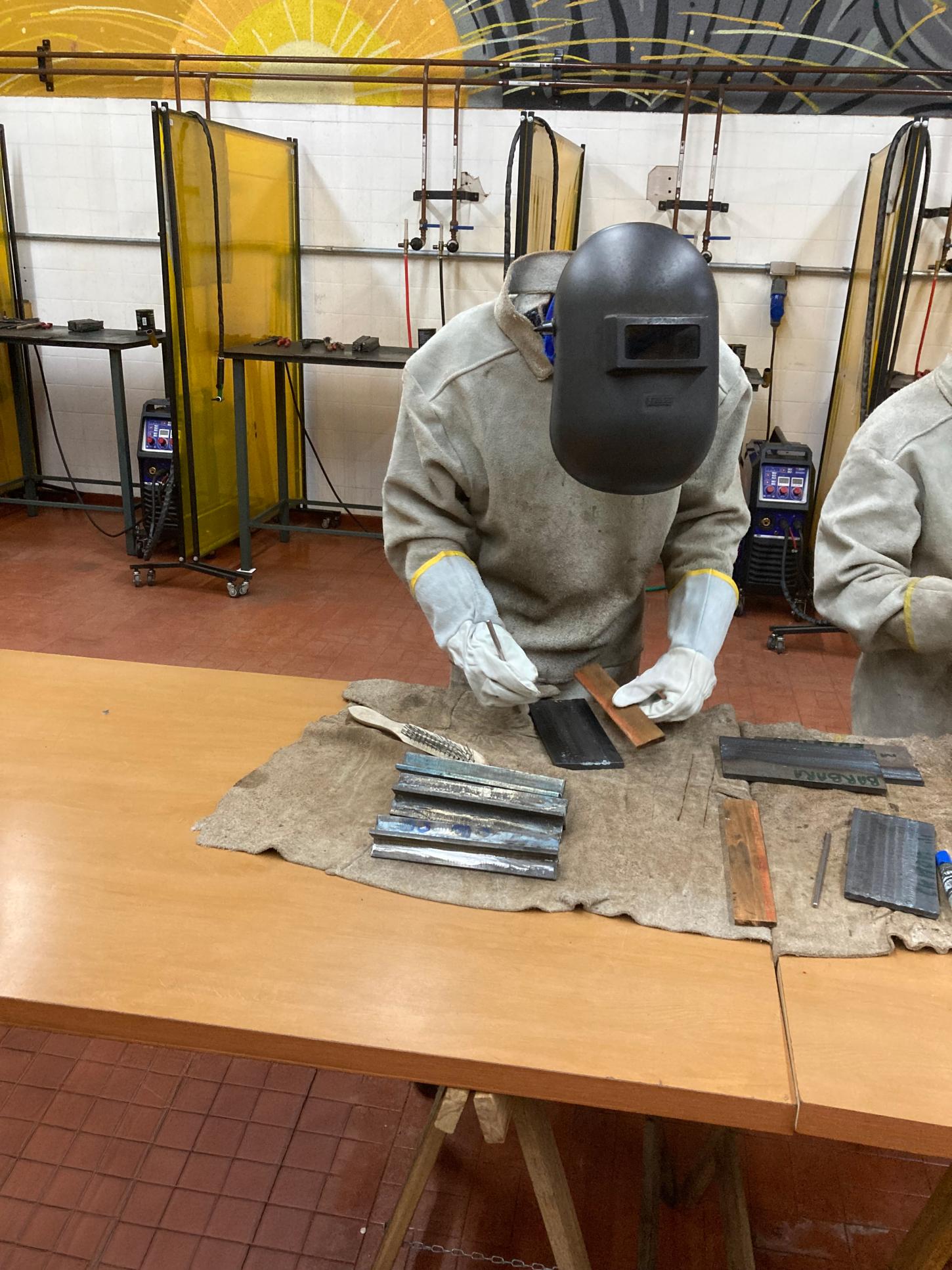 Curso gratuito de Design com Metais vai capacitar 60 alunos em Ipatinga