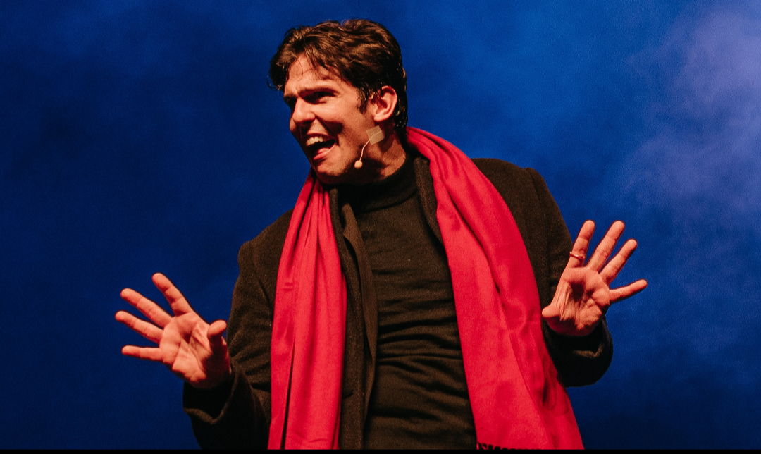 Rafael Infante desembarca em BH com o espetáculo 