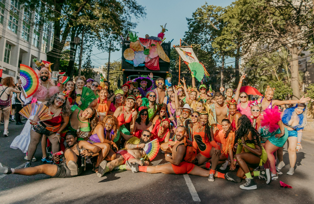 Novato no Carnaval de BH: Bloco Salada de Frutas confirma desfile no Floresta