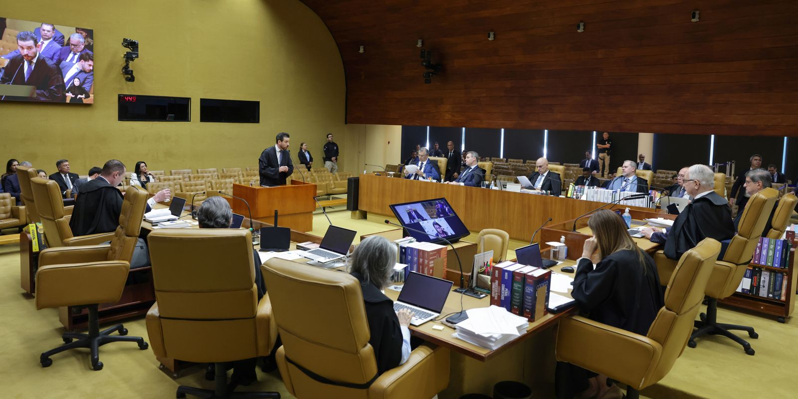 Moraes vota contra prorrogação da CPMI do INSS; placar está 3 a 1