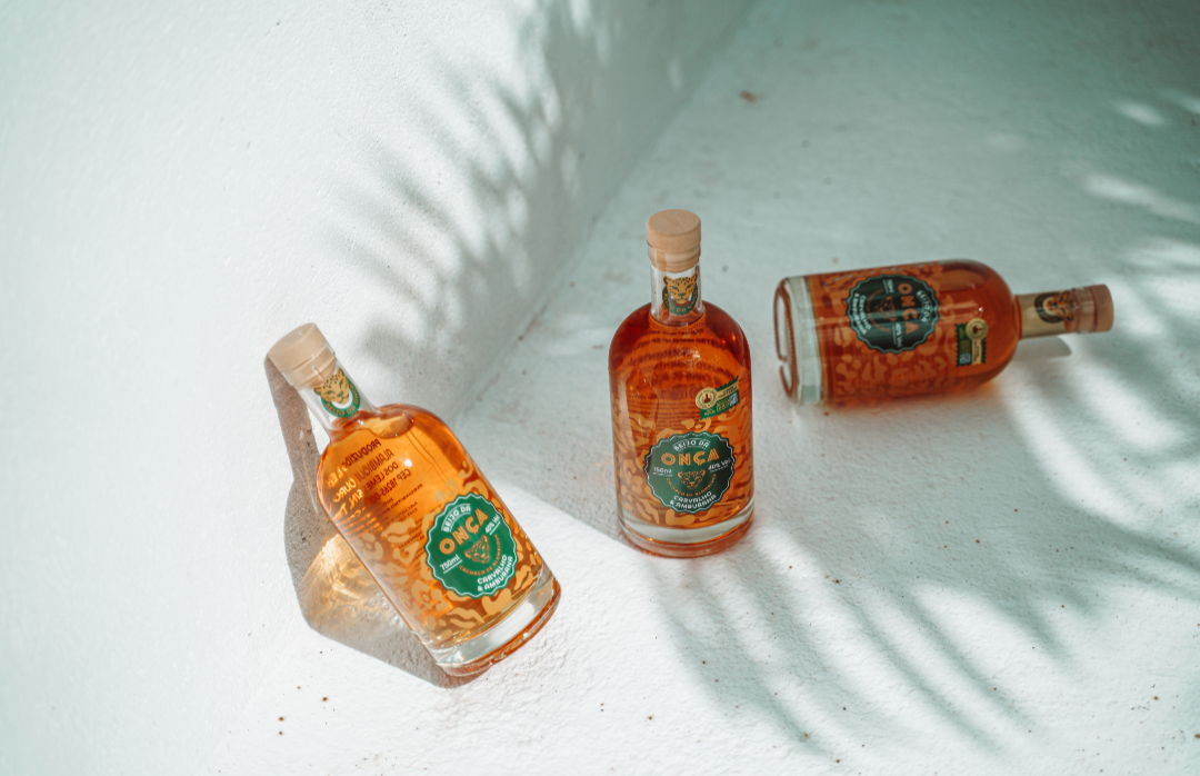 Parceria estratégica entre Bibit e Beijo da Onça consolida a cachaça brasileira no mercado de luxo