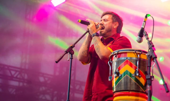 Planta e Raiz desembarca em BH nesta sexta-feira com show da turnê 